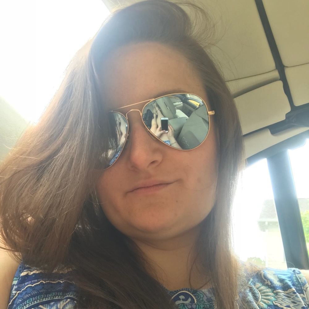 Meet your Posher, Taylor